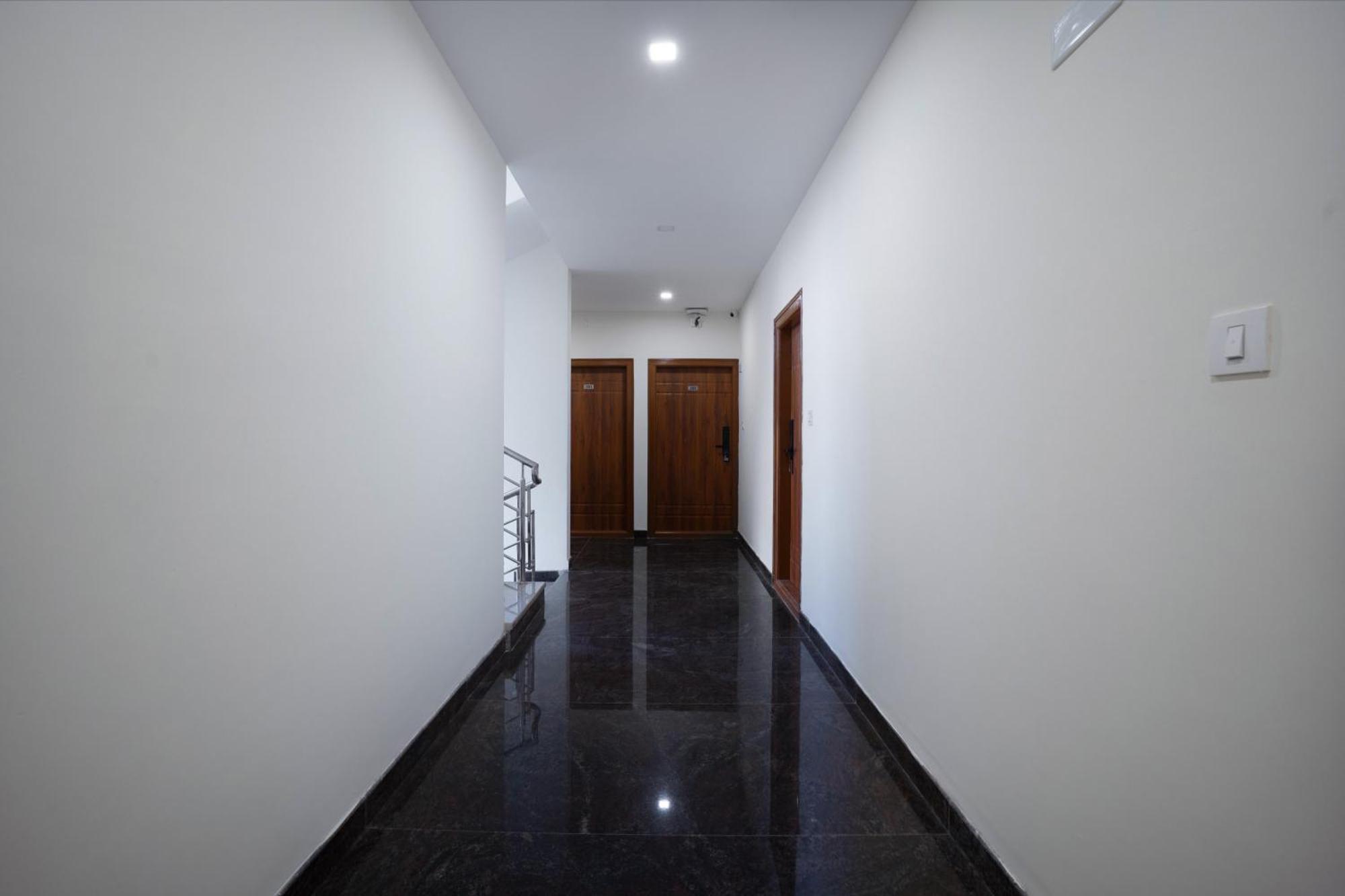 Treebo Galaxy Kings Suites, Hebbal Bangalore Ngoại thất bức ảnh