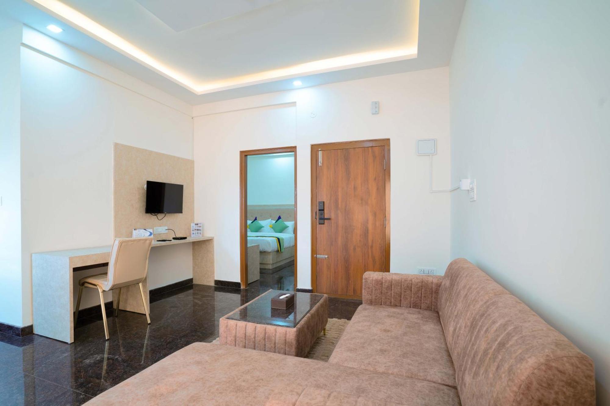 Treebo Galaxy Kings Suites, Hebbal Bangalore Ngoại thất bức ảnh